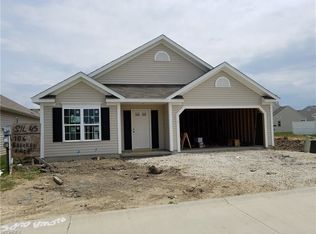 106 Breckenridge Oval, Elyria, OH 44035