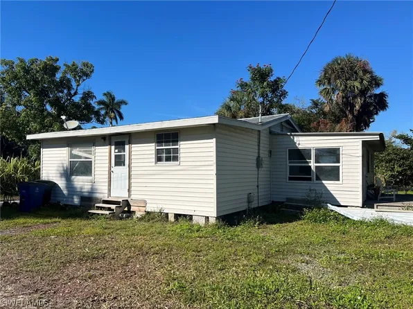 7462 Thigpen Rd, Bokeelia, FL 33922