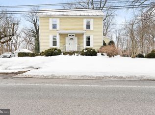 428 N Earl St, Shippensburg, PA 17257