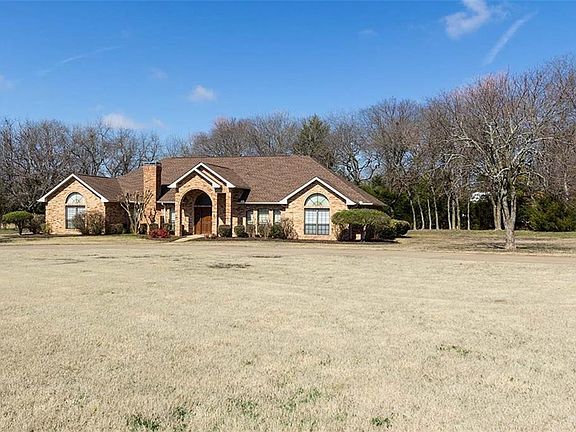 4th image of 24 Meadowcreek Dr