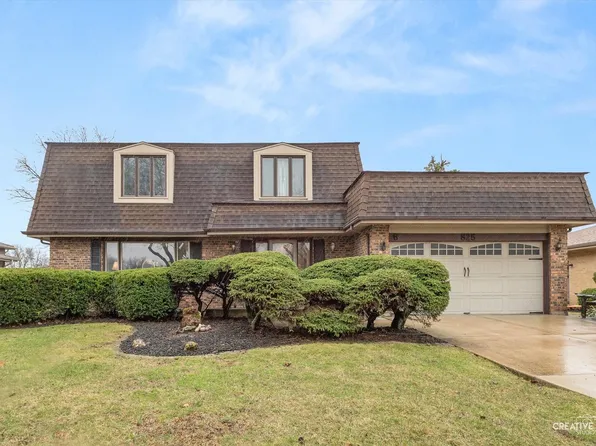 825 Columbia Ln, Darien, IL 60561