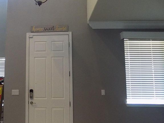 3rd image of 1542 Elderberry Ct
