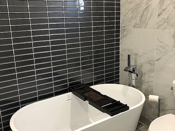 4th image of 443 131st Bch