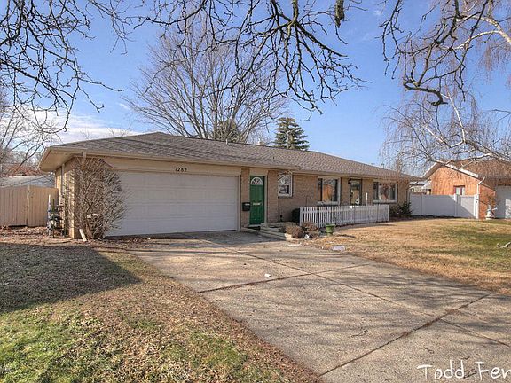 2nd image of 1282 Cricklewood St SW