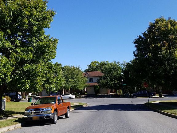 4th image of 59 Olde Penn Dr