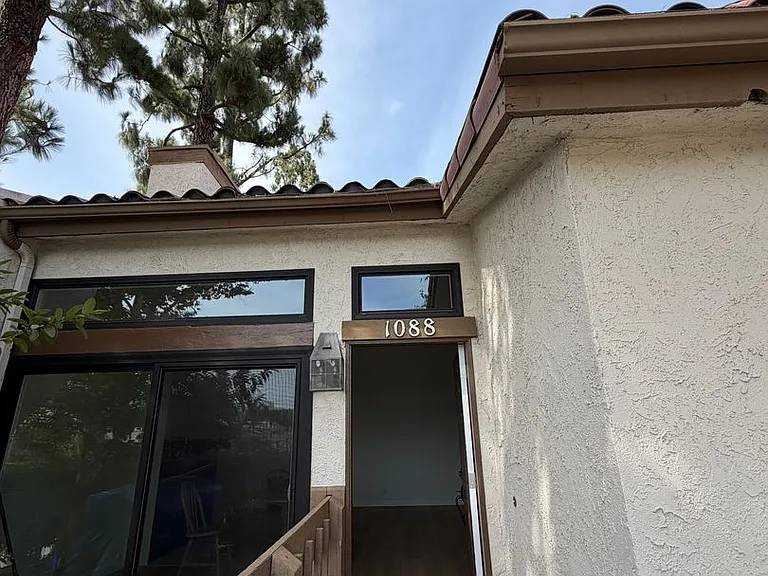 1088 San Gabriel Blvd — Photo 2