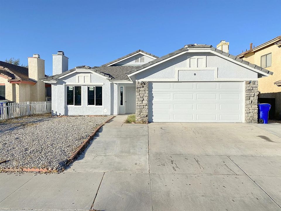1st image of 13630 Rockledge Dr