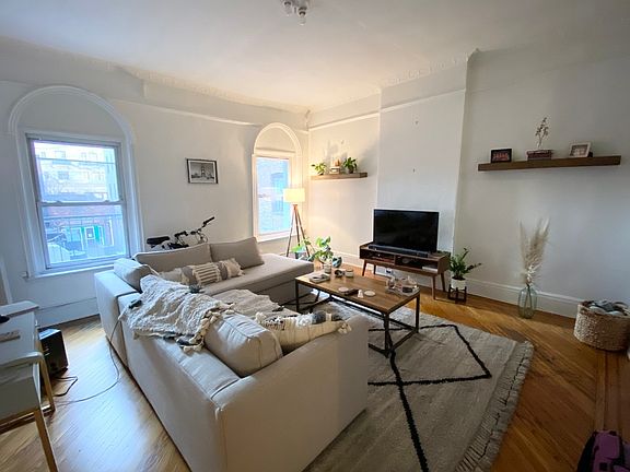 4th image of 48 Pierrepont St APT 3R
