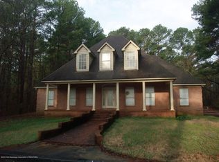 4775 Forest Hill Rd S, Olive Branch, MS 38654