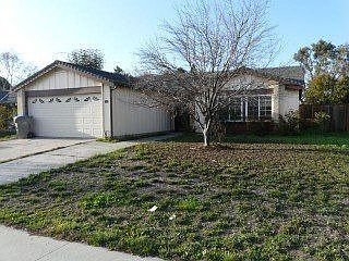 2nd image of 1555 Aldrich Way