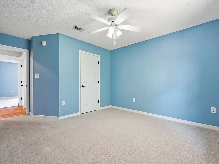 4881 Traxx St — Photo 37
