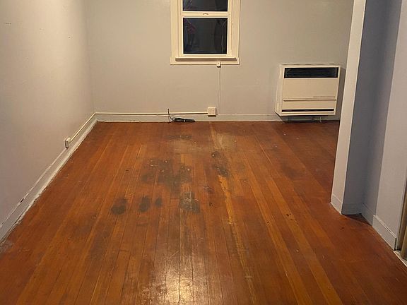 2nd image of 118 Chenery St #A