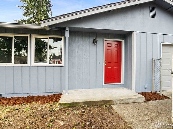 3rd image of 17418 Spanaway Ln E