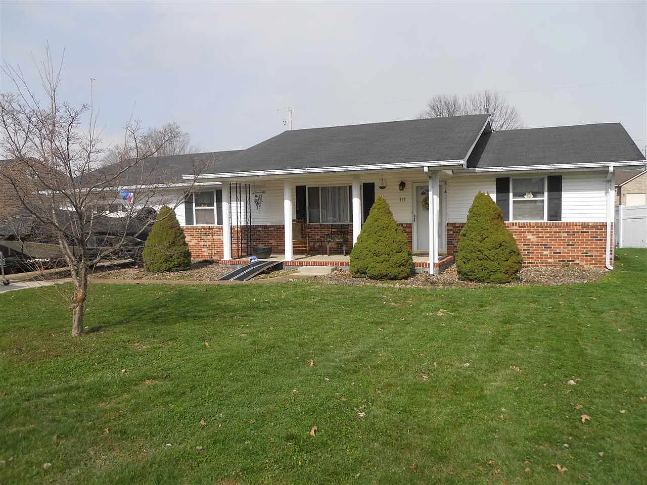 113 Charles St photo 1