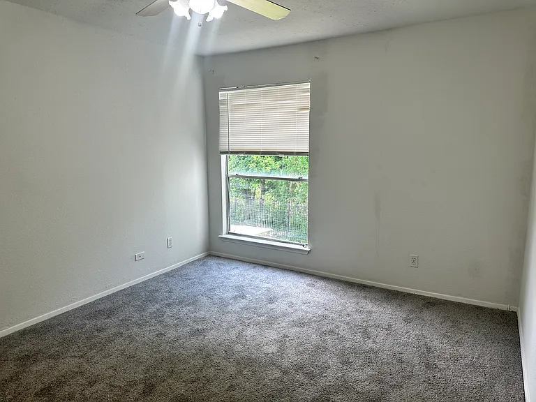 7313 Gulf Fwy #409 — Photo 19