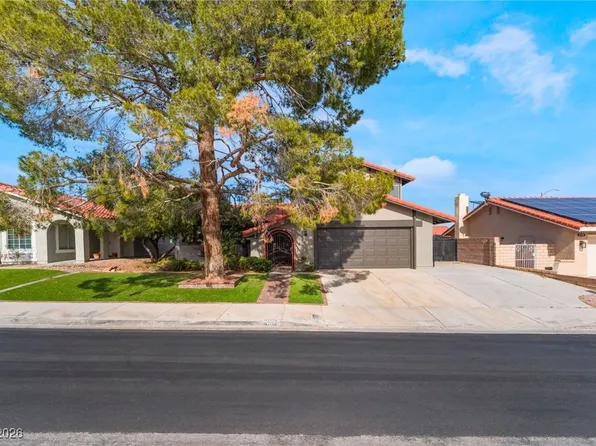 8704 Isola Dr, Las Vegas, NV 89117