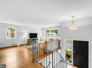 7757 Carrleigh Pkwy, Springfield, VA 22152