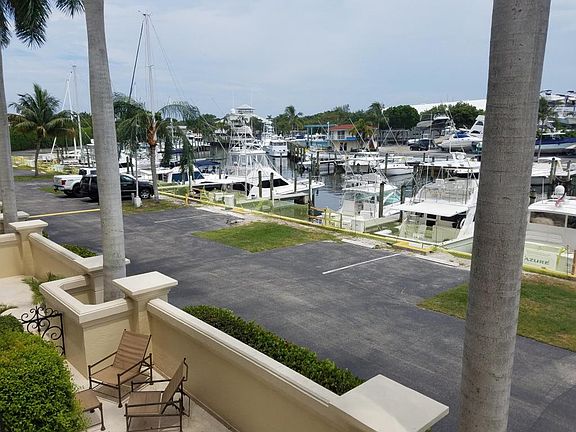 2nd image of 15 Marina Gardens Dr