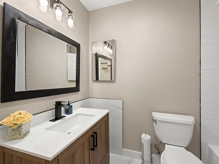 SE Harbor View Dr — Photo 15