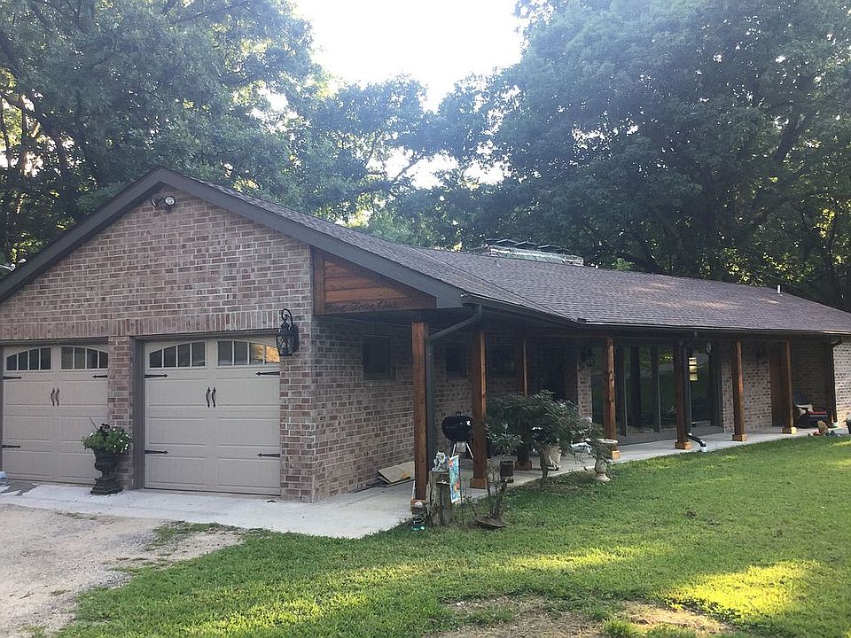 1st image of 941 NE McCarthy Ave