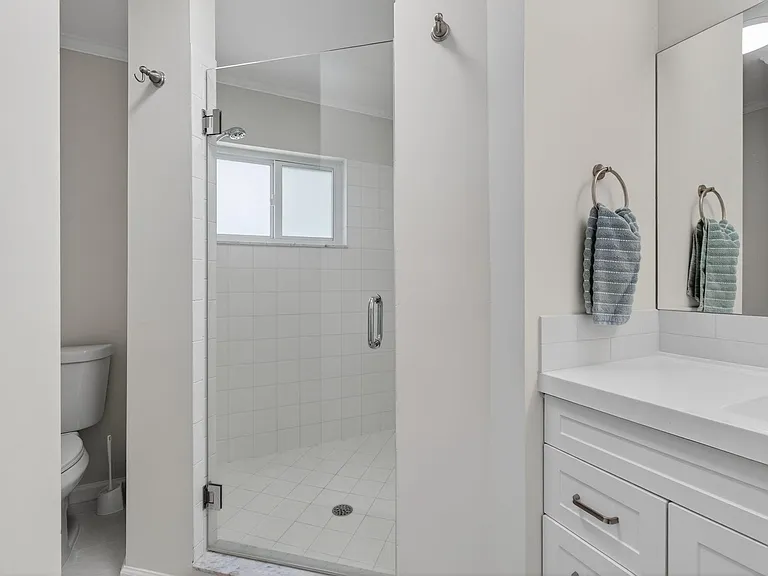 802 Mallard Dr — Photo 43