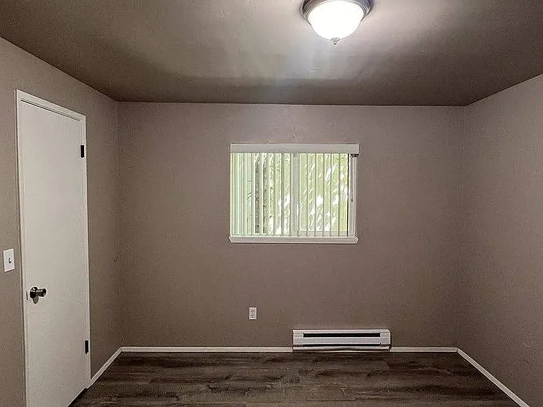 440 SW 155th St #5 — Photo 11