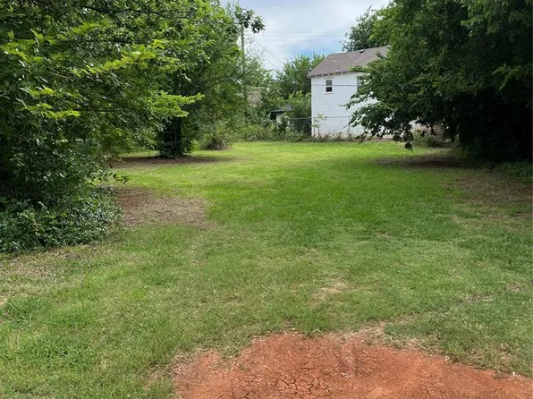 0 Monticello Ct Lot 9 & 10, Oklahoma City, OK 73111