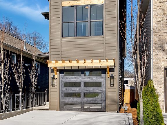 2nd image of 3504B Wrenwood Ave