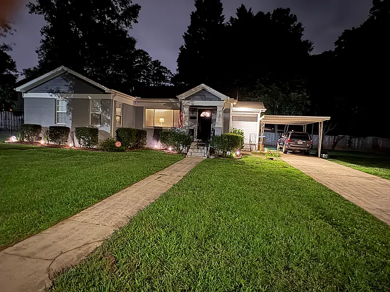 1323 Carolyn Dr — Photo 9