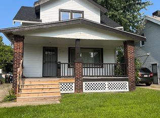 1355 Clearaire Rd, Cleveland, OH 44110