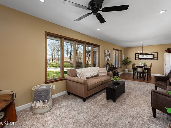 5th image of 9596 Corneils Rd