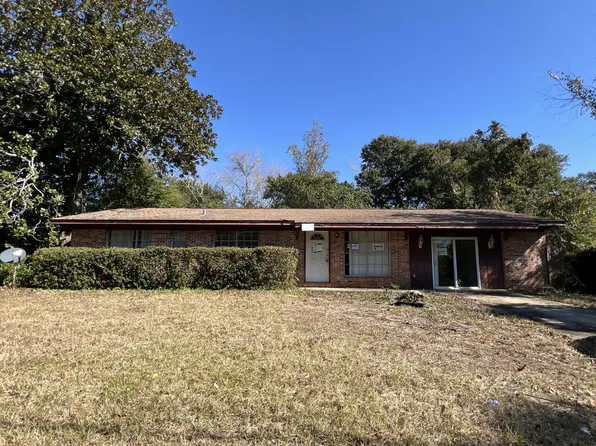 4502 Chantilly Way, Pensacola, FL 32505