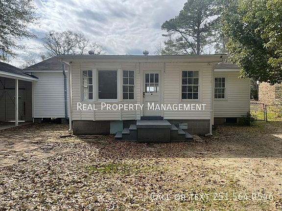 4th image of 2456 McLaughlin Dr