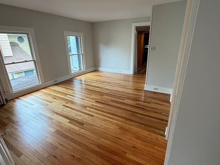 142 Bay St #2 — Photo 23
