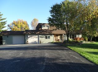 400 W Schrock Rd, Waterloo, IA 50701
