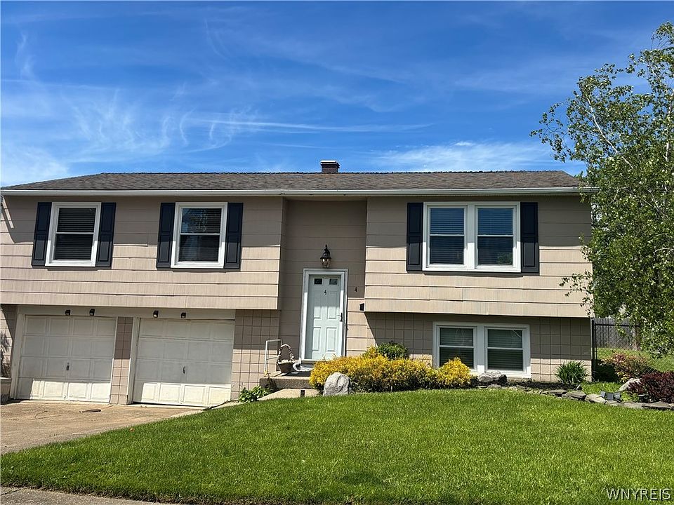 1st image of 4 W Cherbourg Dr