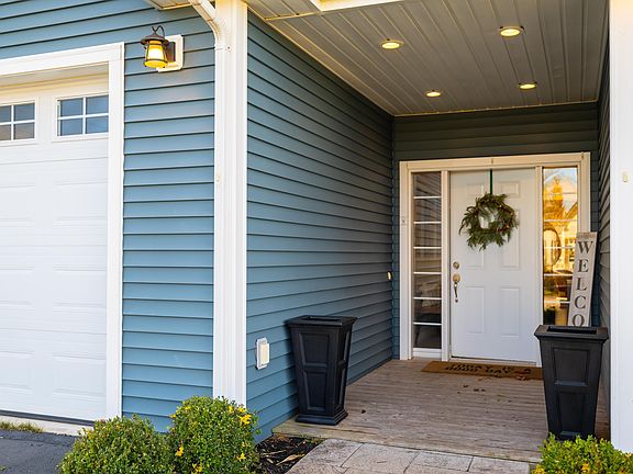 5th image of 48 Tuckers Way