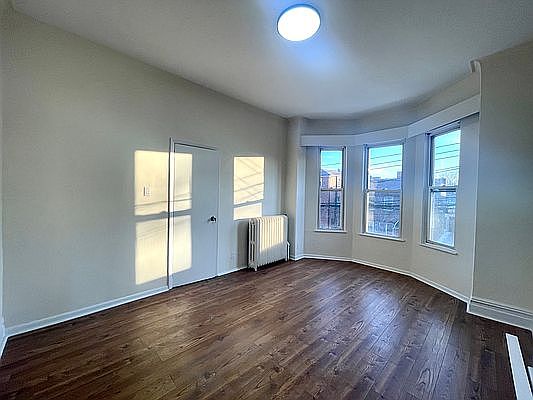 1st image of 14-01 26th Ave #2S