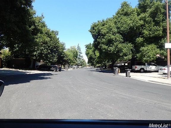 4th image of 1701 Blackoak Dr