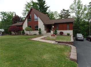 45 Nob Rd, Utica, NY 13501