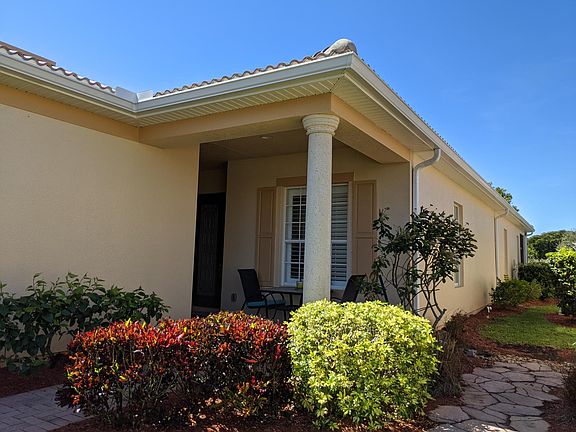 2nd image of 13825 Cleto Dr