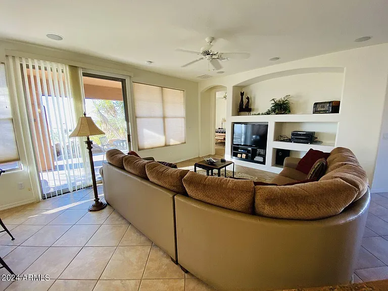 11512 E Raintree Dr — Photo 13