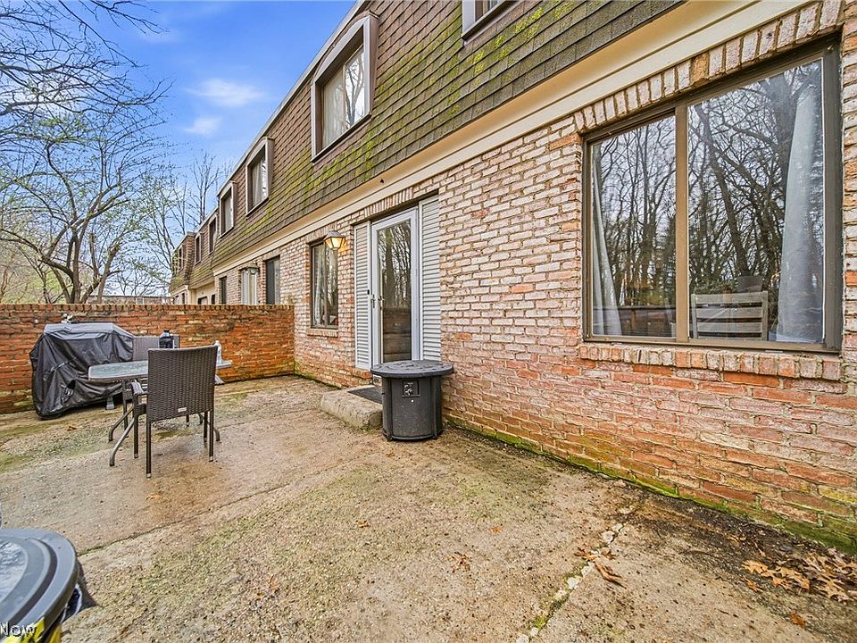 1st image of 1651 Mentor Ave APT 1406