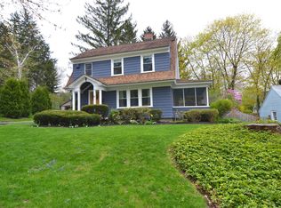 53 Waverly St, Pittsfield, MA 01201