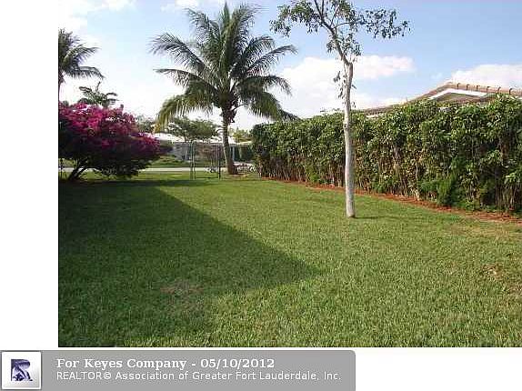 2nd image of 5800 NE 21st Dr