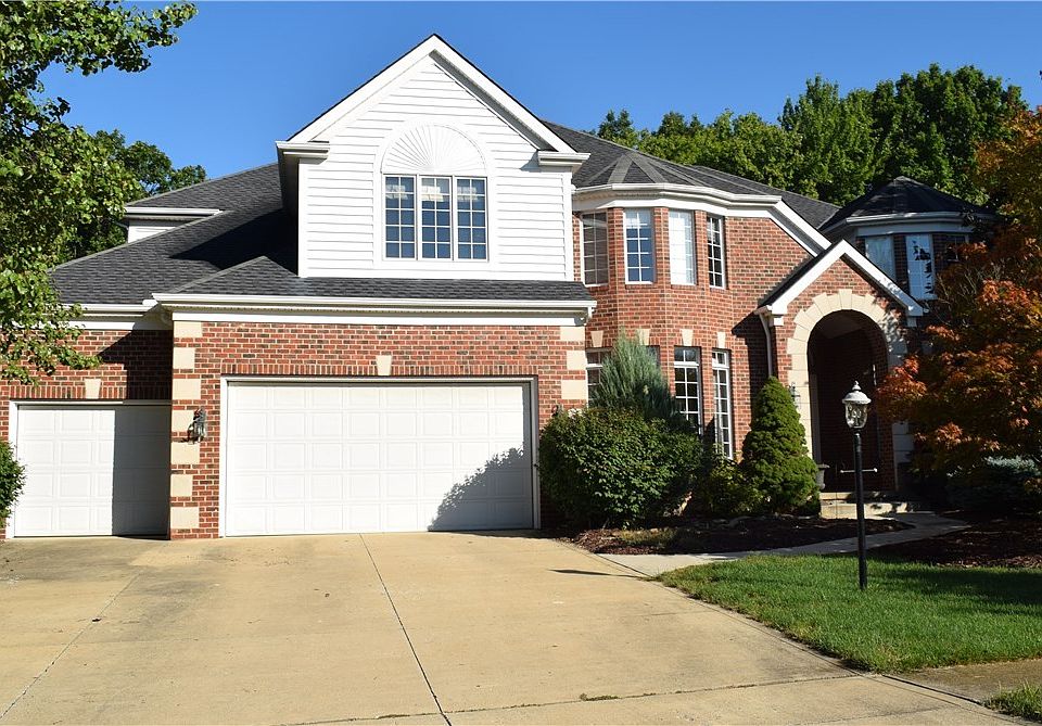 1st image of 20416 Castlemaine Cir