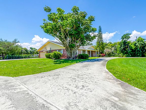 3rd image of 1101 NW 112th Ave