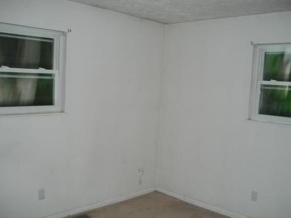 4th image of 980 Buckskin Trl