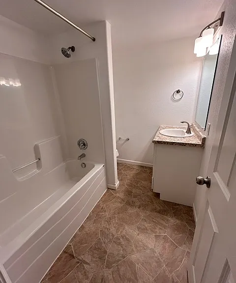 1625 10th Ave E #101-1 — Photo 16
