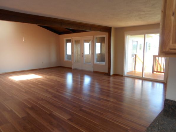 (undisclosed Address)